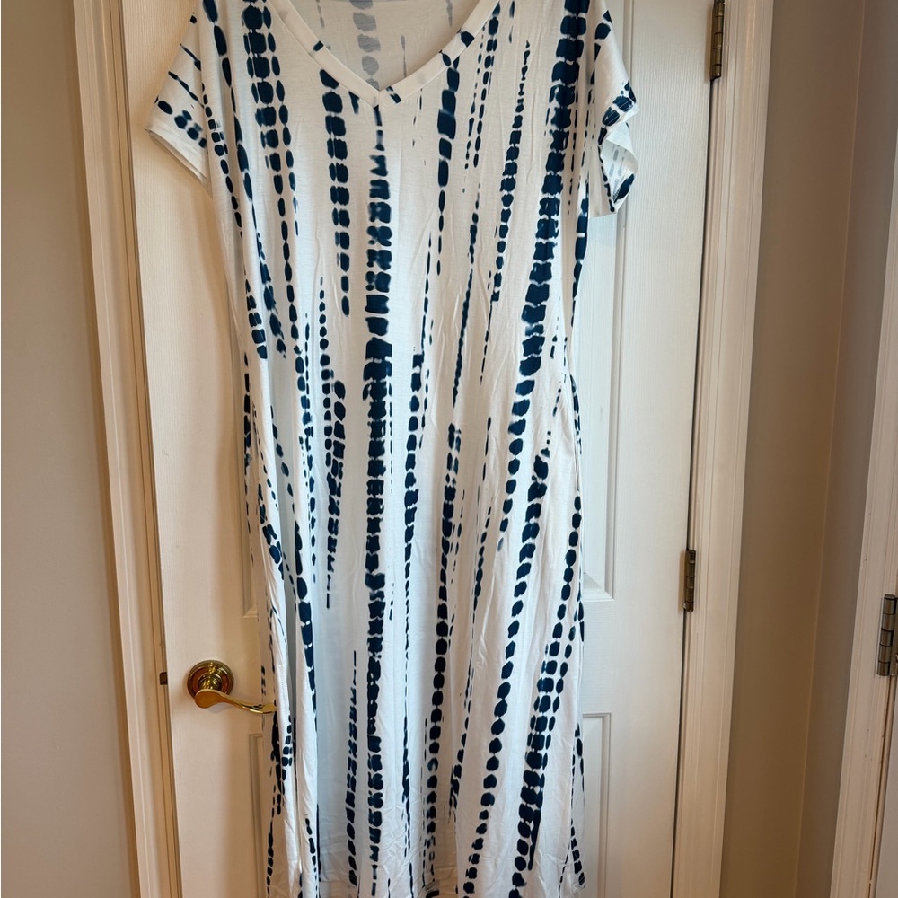 Amazon White and Blue Midi Dress